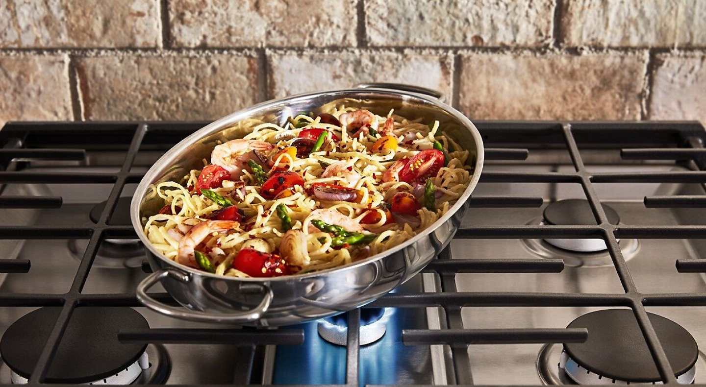 Perfecting Pasta Dishes in New York with Your KitchenAid Cooktop
