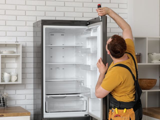 How to Maintain Your KitchenAid Refrigerator During LA’s Hot Summers | Kitchenaid Appliance Repair Professionals